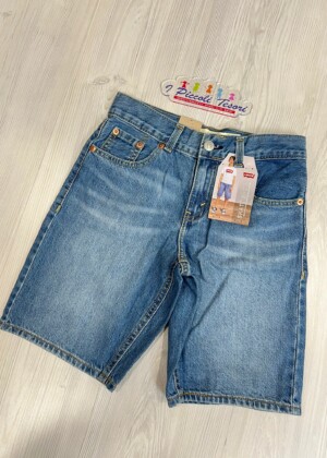 Short Levi's 8EK844